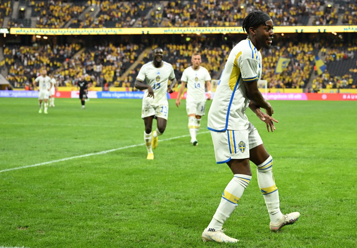 Tiểu Sử Cầu Thủ Anthony Elanga - Cầu Thủ Xuất Sắc Người Thụy Điển 3 Anthony Elanga 2023 - Giá trị tài sản ròng, Bạn gái, Tiền lương, Nhà tài trợ, Hình xăm, Ô tô và hơn thế nữa