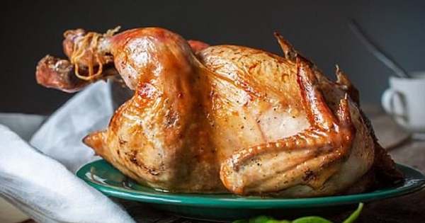 Lợi ích khó ngờ của thịt gà ít người biết