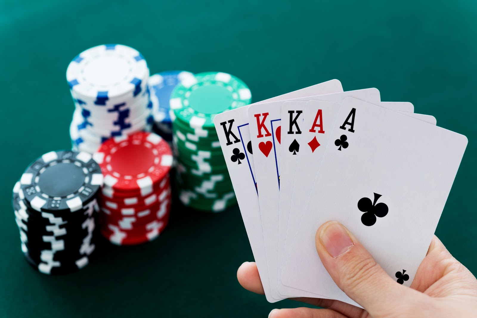 Làm thế nào để học Texas Hold'em siêu nhanh? -