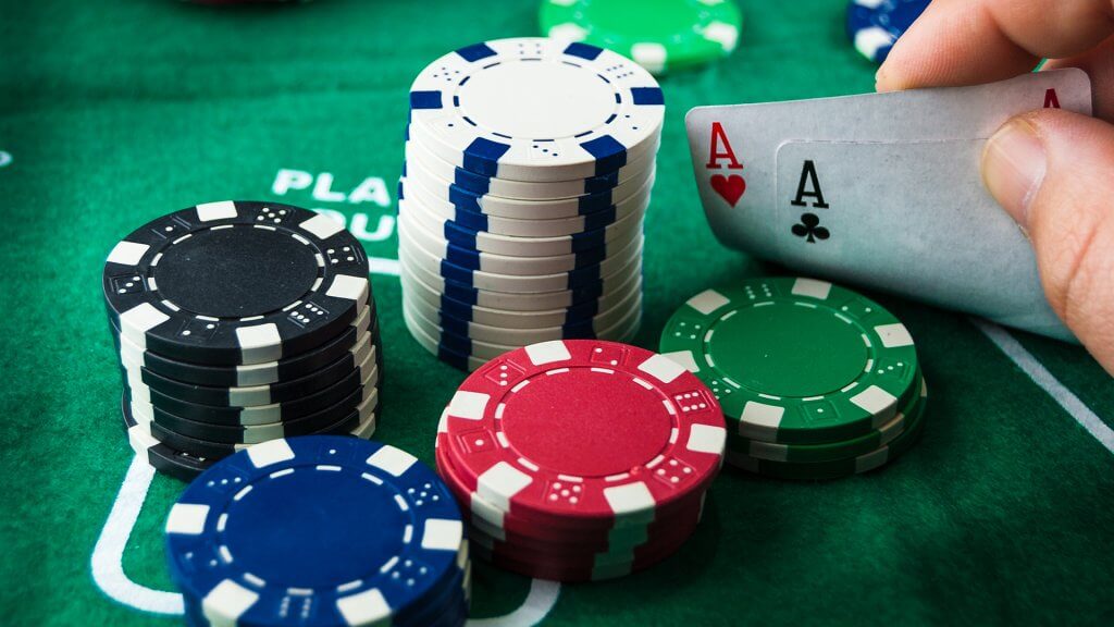 Một chút kiến thức có thể đi được một chặng đường dài ở Texas Hold'em, GIẢM GIÁ 56%
