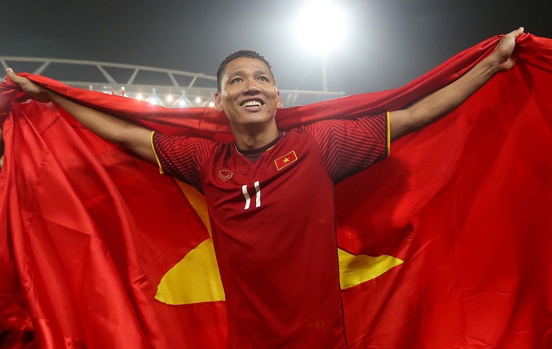 Bật mí những cầu thủ bóng đá giàu nhất Việt Nam hiện nay