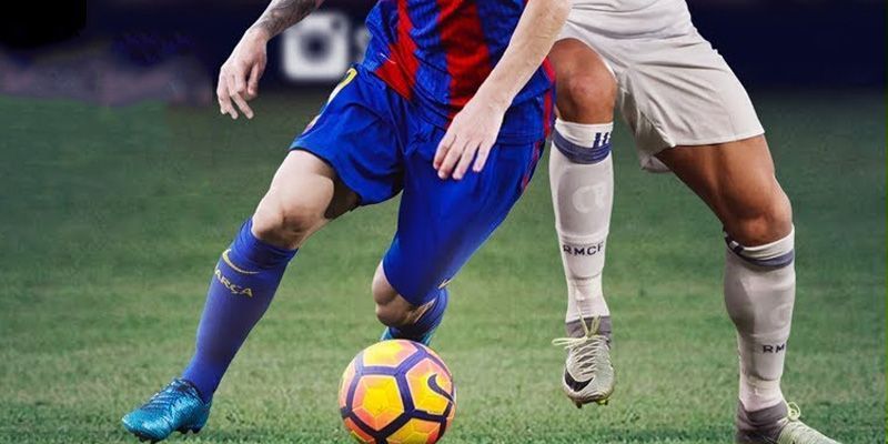 Học kỹ thuật xỏ kim trong bóng đá chuyên nghiệp