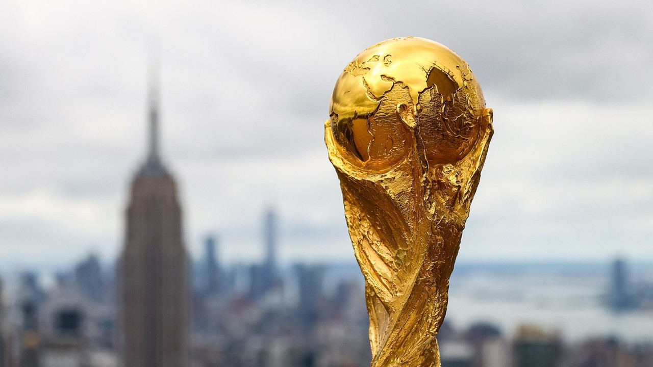 FIFA World Cup sẽ được tổ chức tại sáu quốc gia trên ba châu lục vào năm 2030 khi Úc được trao quyền đăng cai vào năm 2034