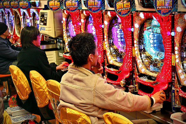 Pachinko Là Gì? Hướng Dẫn Cách Chơi Pachinko Hiệu Quả 2 Tất tần tật về game Pachinko: một phần hấp dẫn của văn hóa Nhật Bản