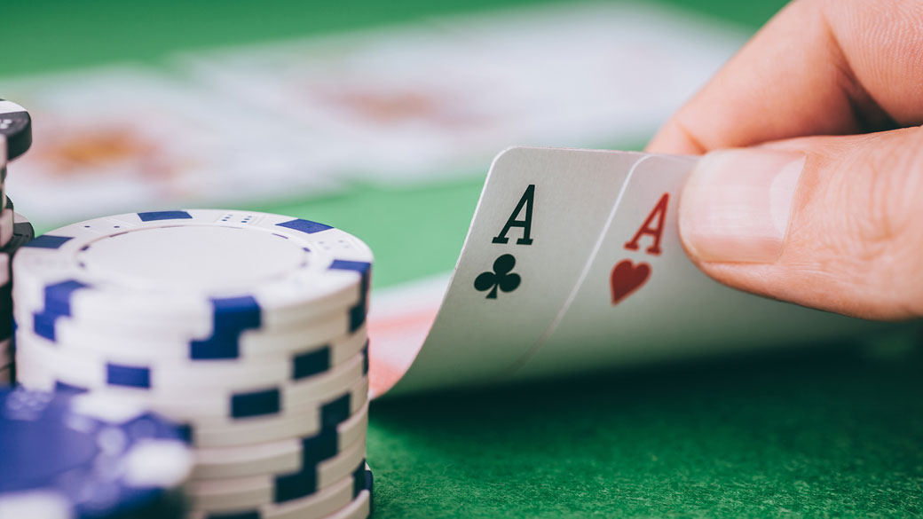 Kỹ năng chọn bài ở mọi thế cờ trong Poker