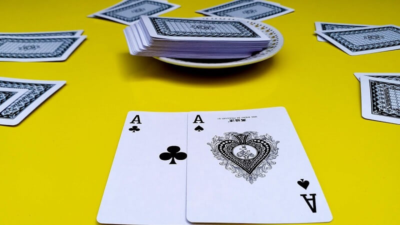 Hai quân Át trong Blackjack được gọi là gì? Quy tắc tính điểm trong Blackjack