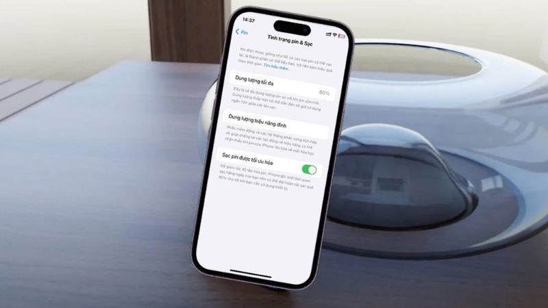 Pin iPhone có thể bị lão hóa theo thời gian khi sử dụng trong thời gian dài. Viên pin iPhone khi được sử dụng lâu ngày có thể bị lão hóa theo thời gian