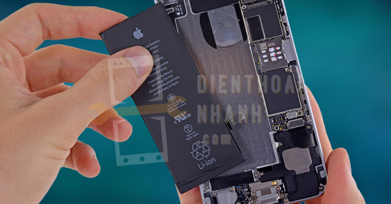 Có Nên Thay Pin iPhone Không Chính Hãng? Lời Khuyên Tốt Nhất Dành Cho Bạn 1 thay pin iphone 11 12