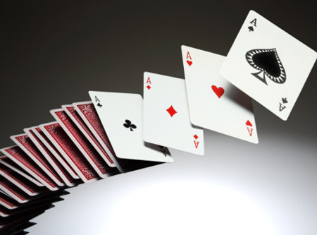 Giải Mã Ý Nghĩa 52 Lá Bài Tây: Bí Ẩn Đằng Sau Bộ Bài Quen Thuộc 2 Những ý nghĩa thú vị của 52 lá bài tây, J, Q, K tượng trưng cho 12 nhân vật lịch sử cực đình đám